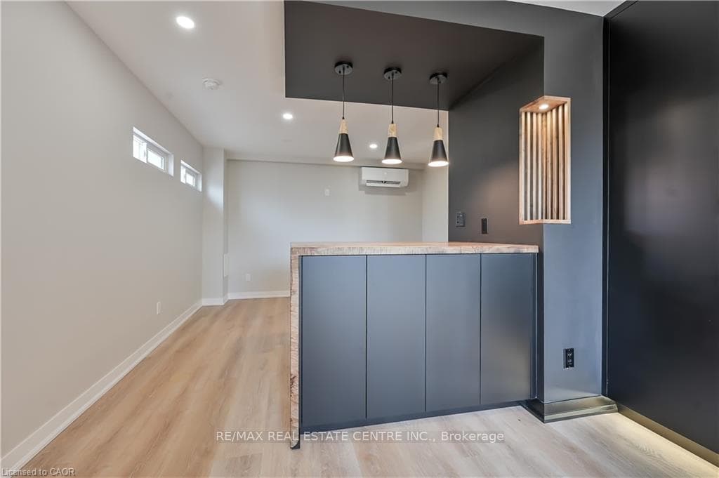 43 Mahony Avenue Unit 3 photo 10