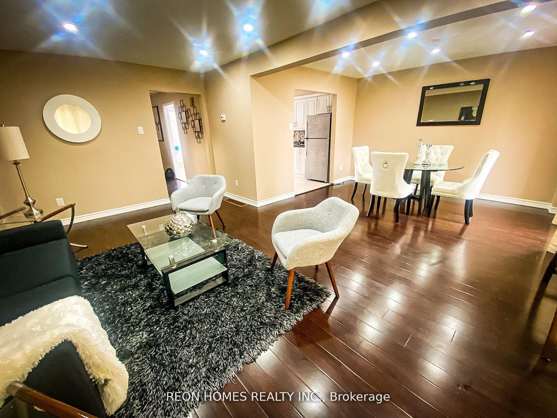 1378 Everton Street photo 5