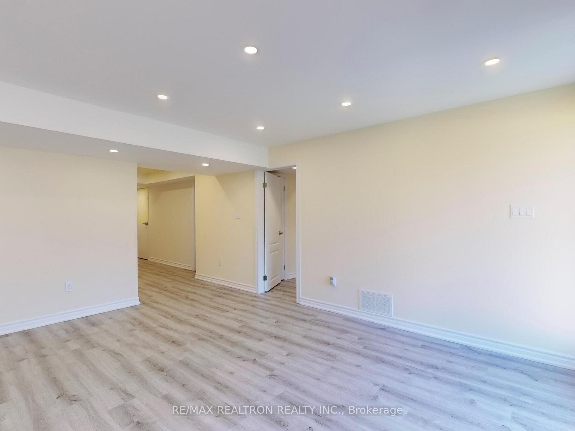 202 Danny Wheeler Boulevard Unit BSMNT photo 12