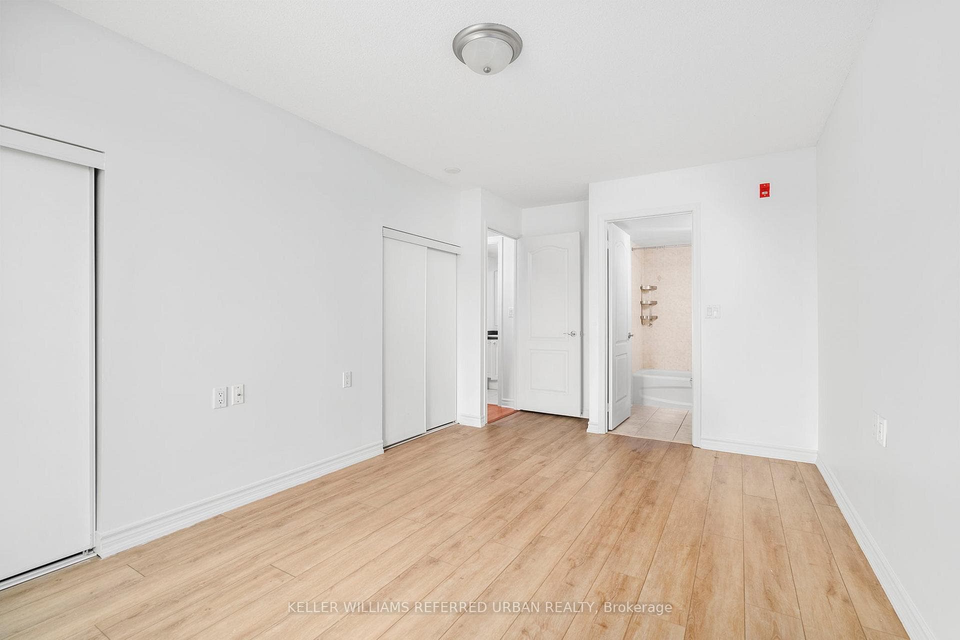 935 Sheppard Avenue Unit 608 photo 27