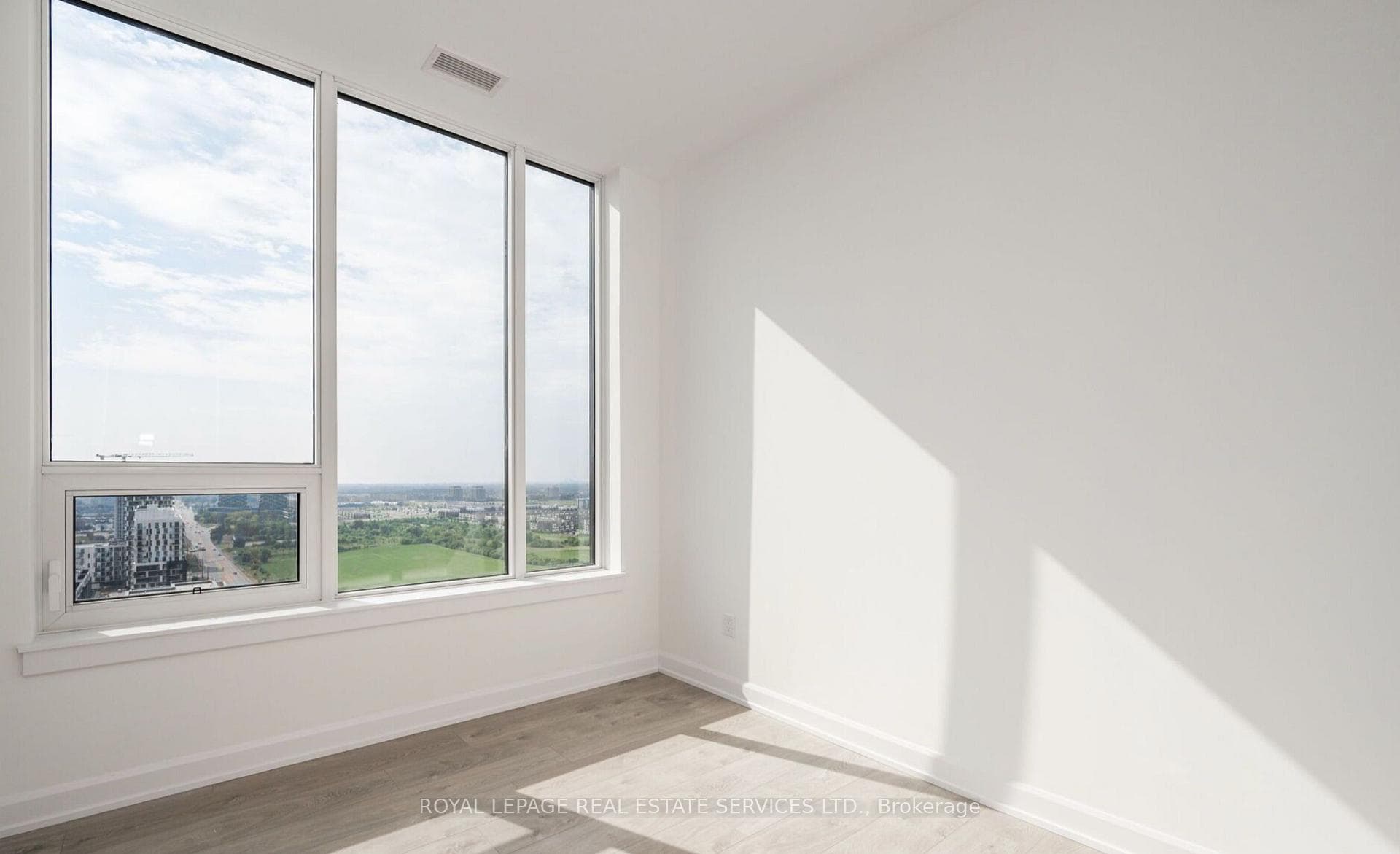 3220 William Coltson Avenue Unit 2201 photo 19