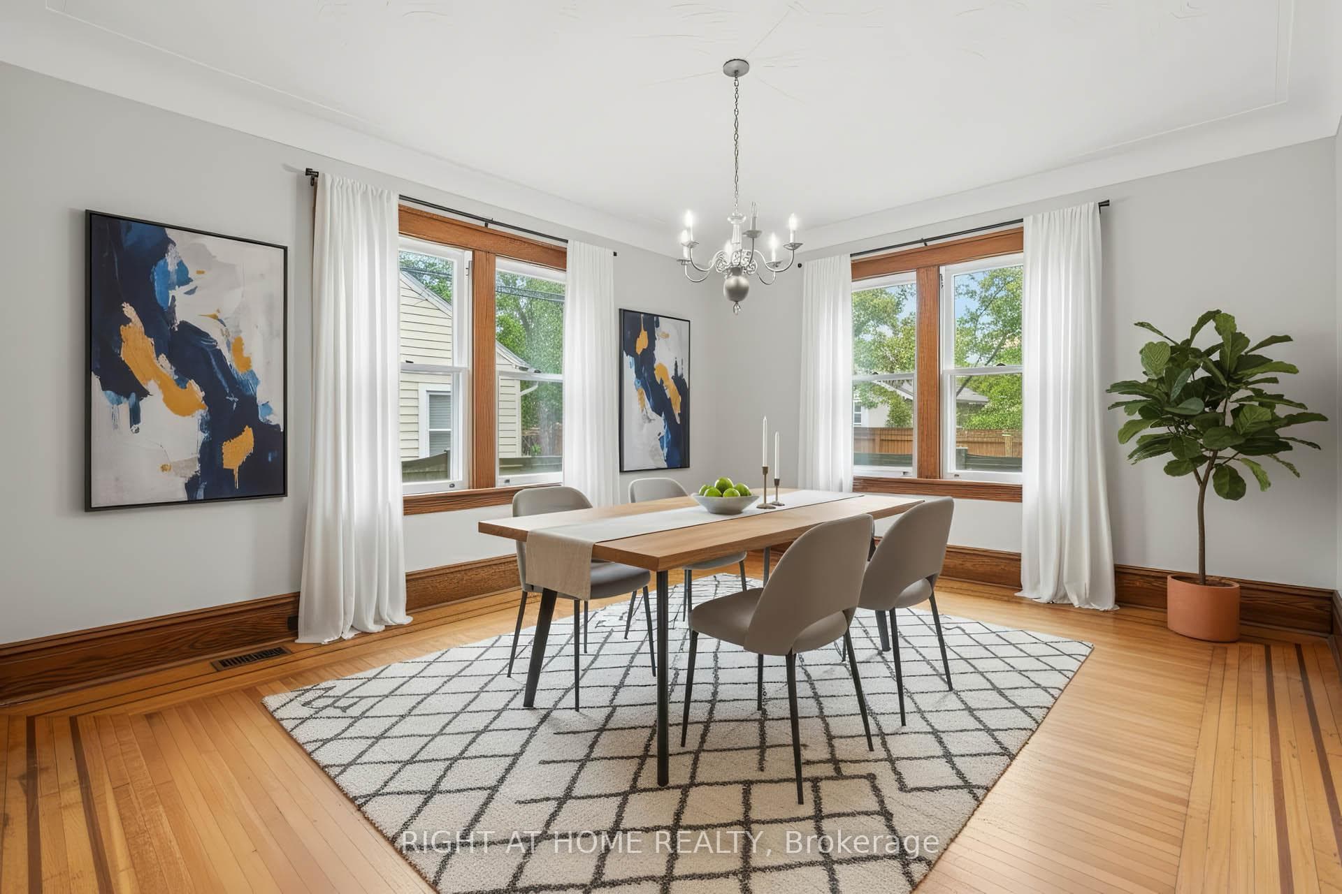 Dining Room - This Photo is Virtually Staged