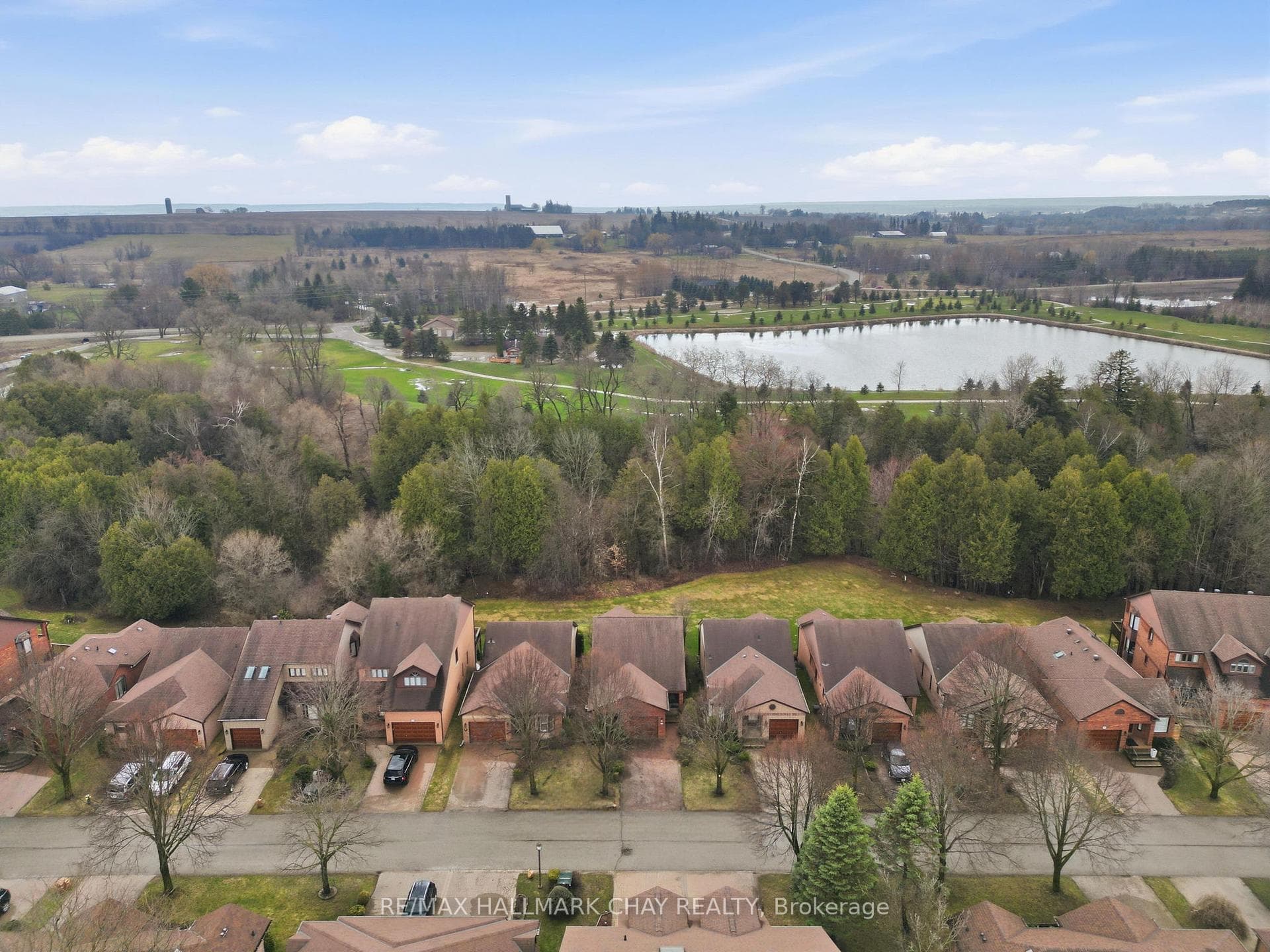 200 Riverview Road photo 1