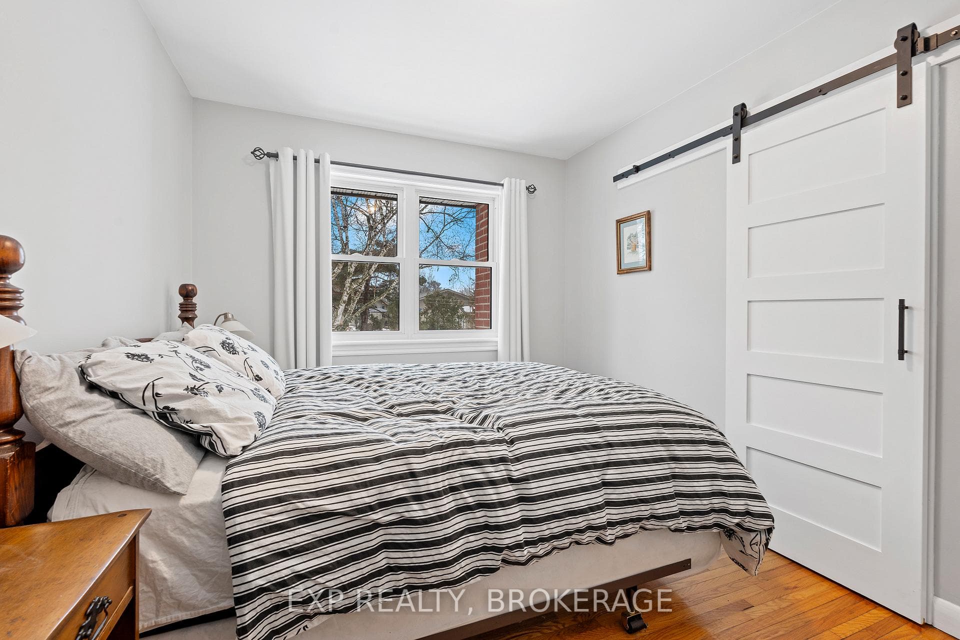 15 HYDE Street photo 15