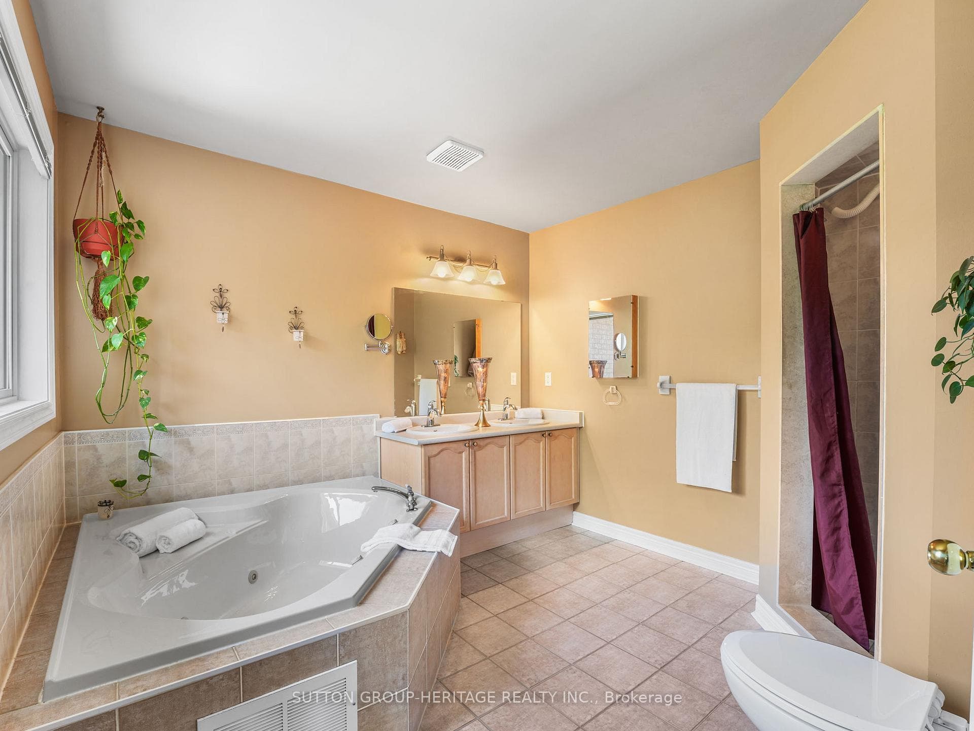 51 Annie Crescent photo 20