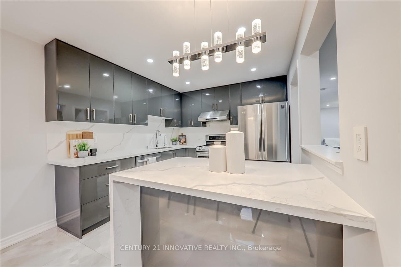 38 Hornsell Circle photo 14