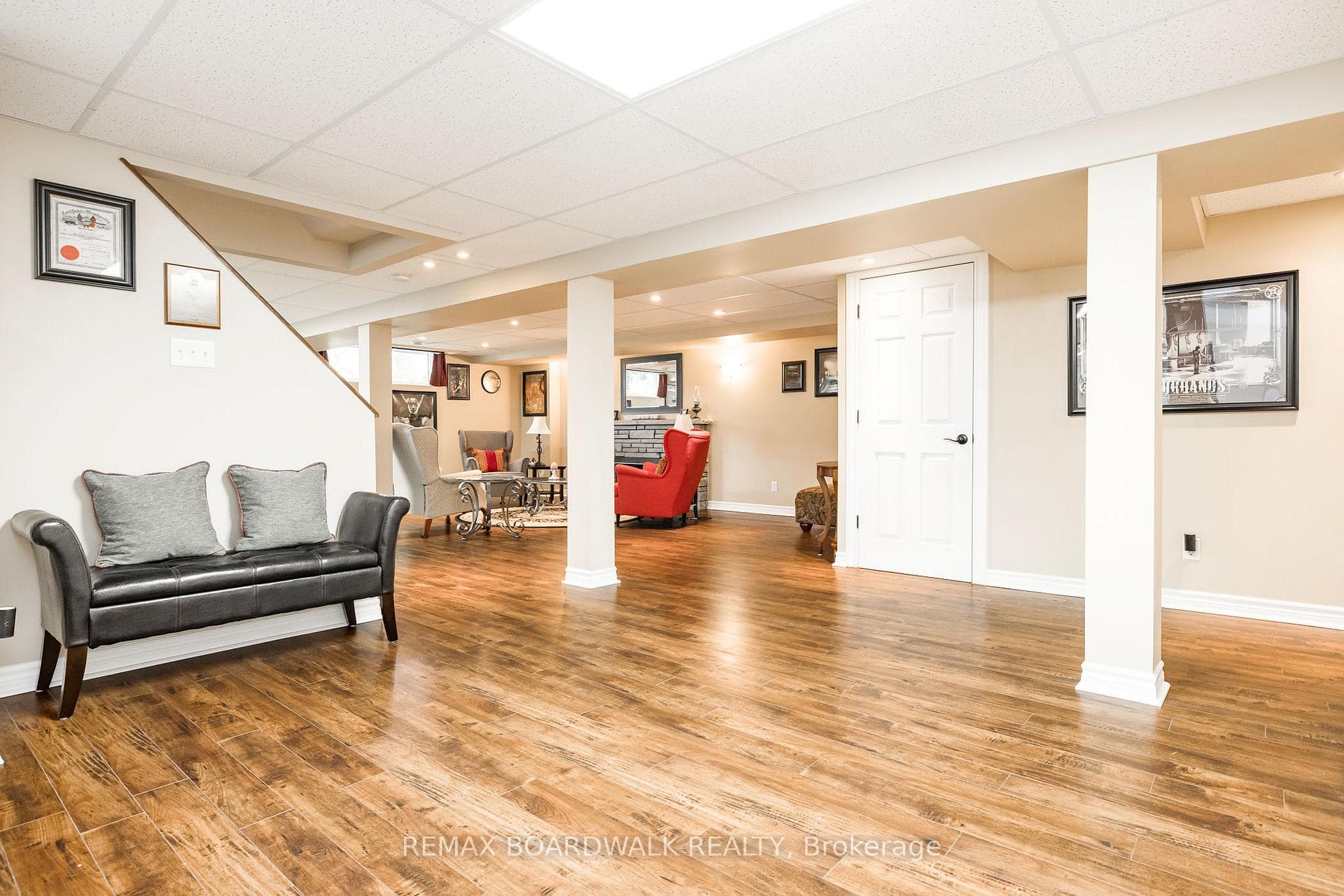 477 Edgeworth Avenue photo 16