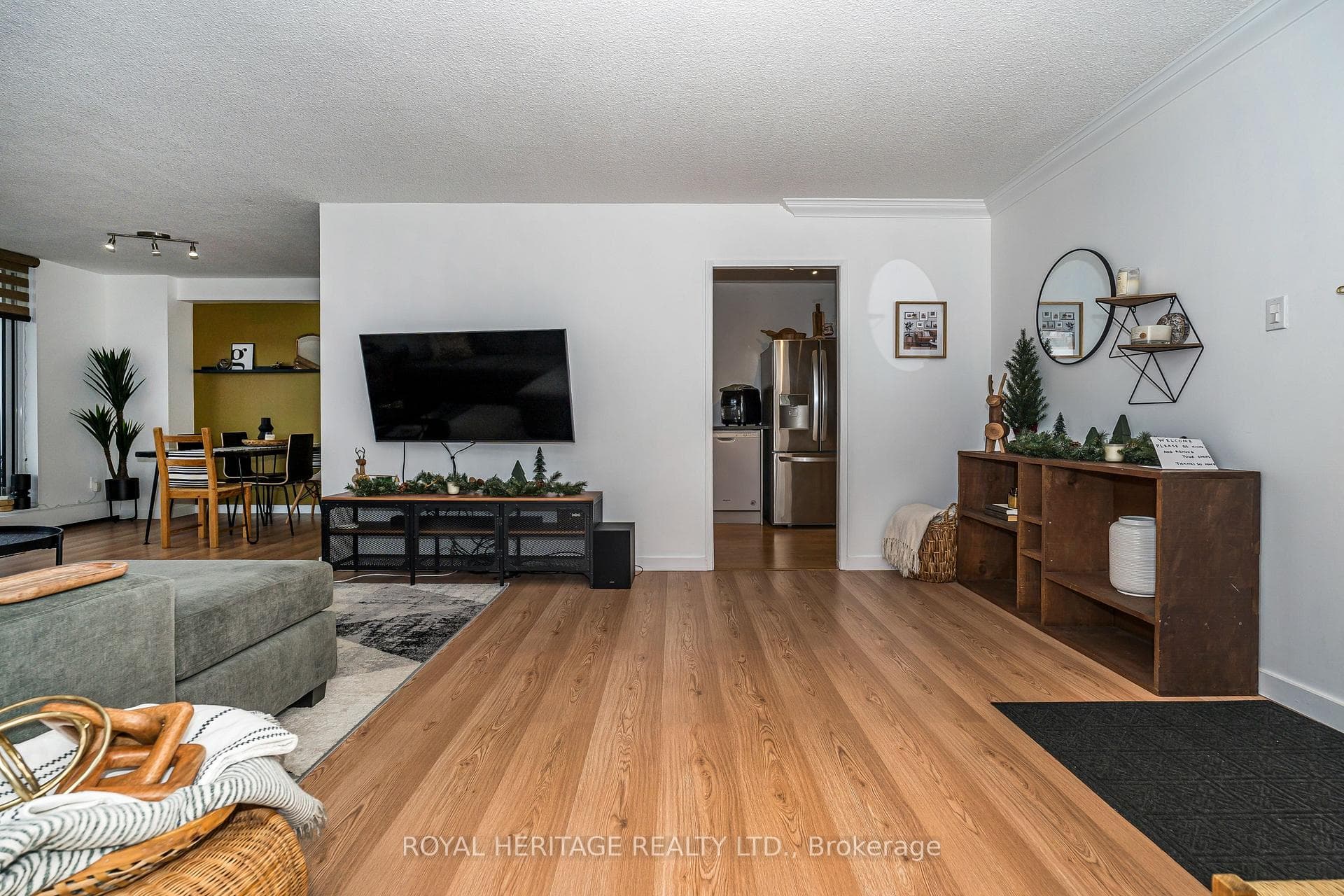 1210 Radom Street Unit 1609 photo 9