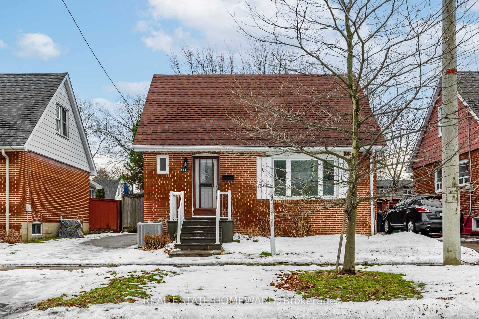 11 Dorine Crescent photo 1