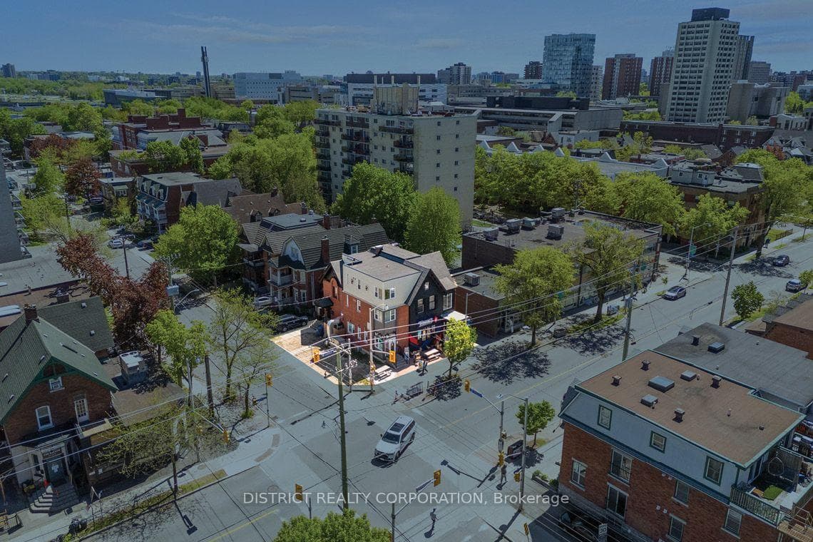 238 Laurier Ave. East, Ottawa