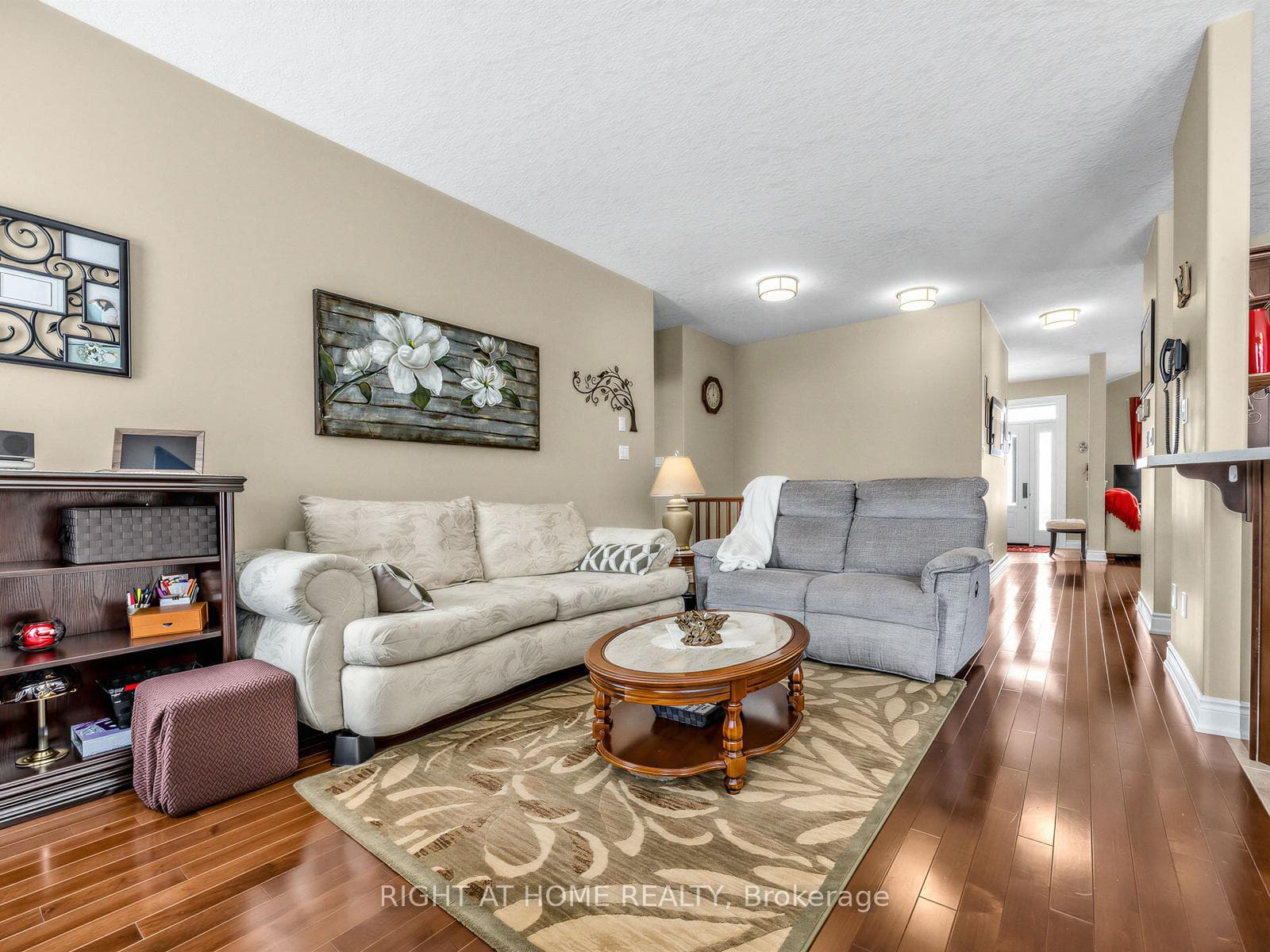 826 Booth Avenue photo 17