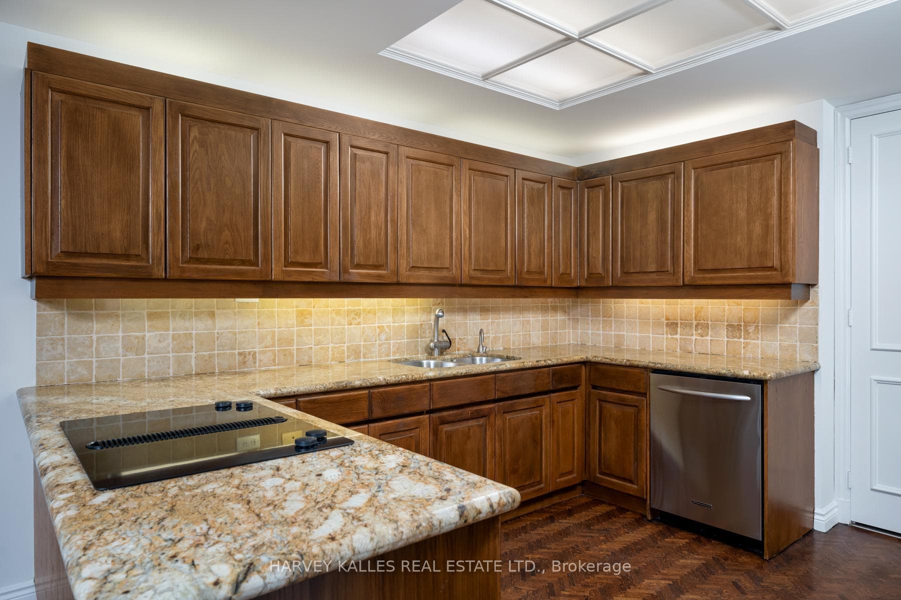 70 Rosehill Avenue Unit 204 photo 17