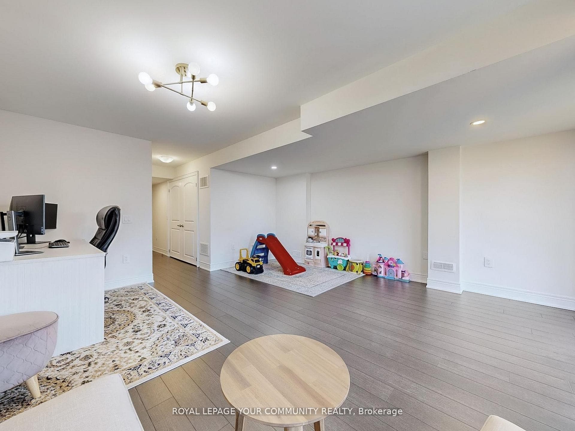 66 Drizzel Crescent photo 34