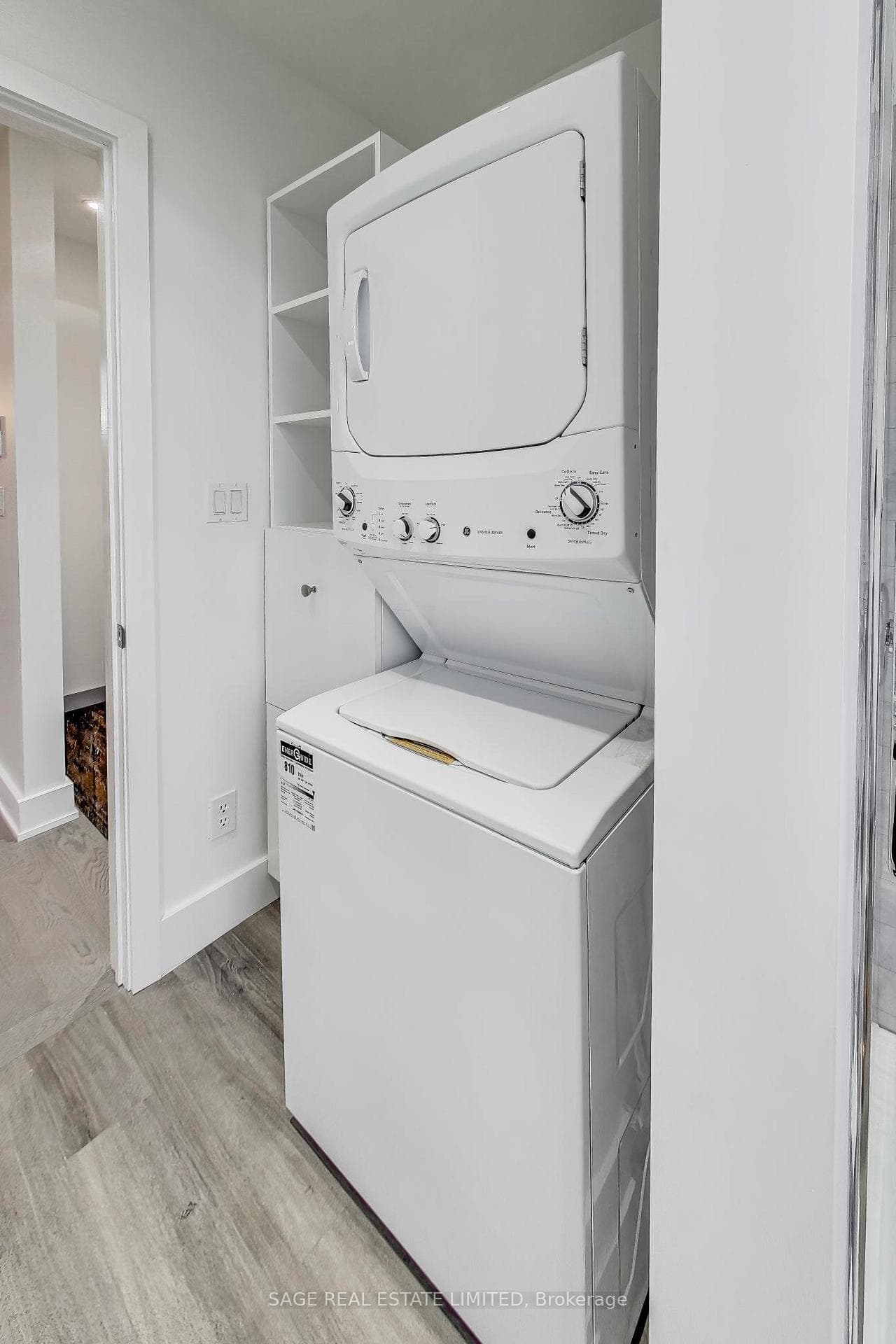 2551 Yonge Street Unit Upper photo 16