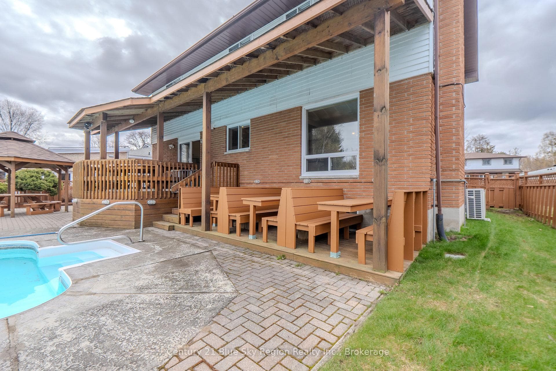 28 Labreche Drive photo 20
