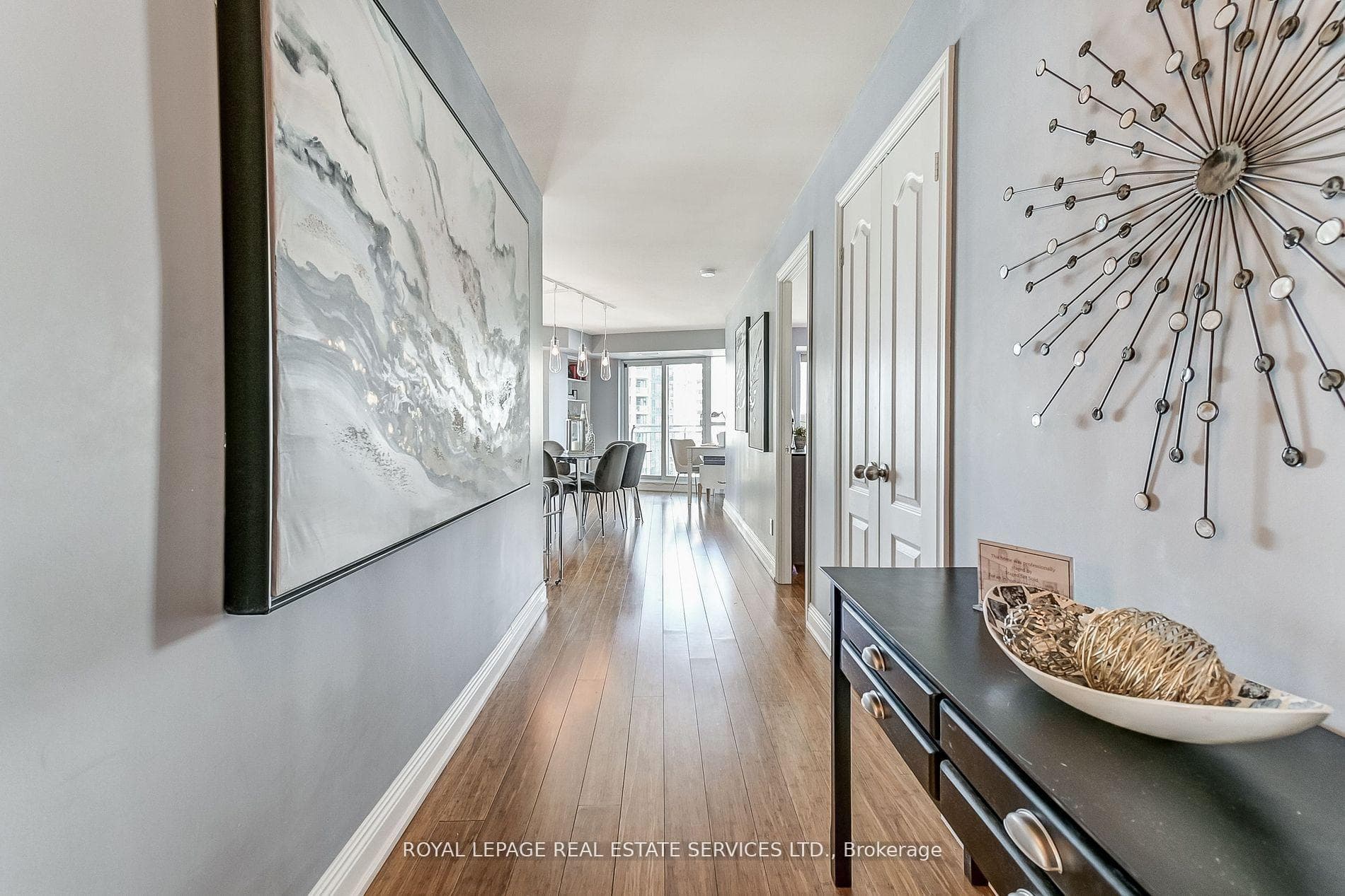 2111 Lake Shore Boulevard Unit 1018 photo 27