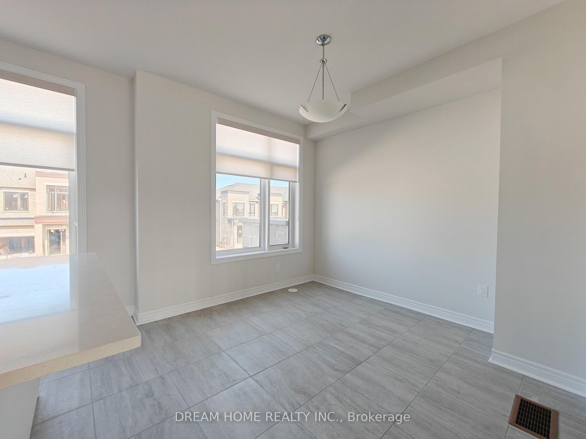64 Johann Drive photo 6
