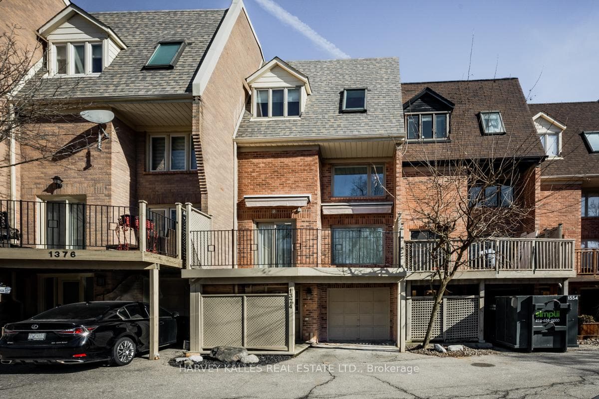 1374 Avenue Road photo 28