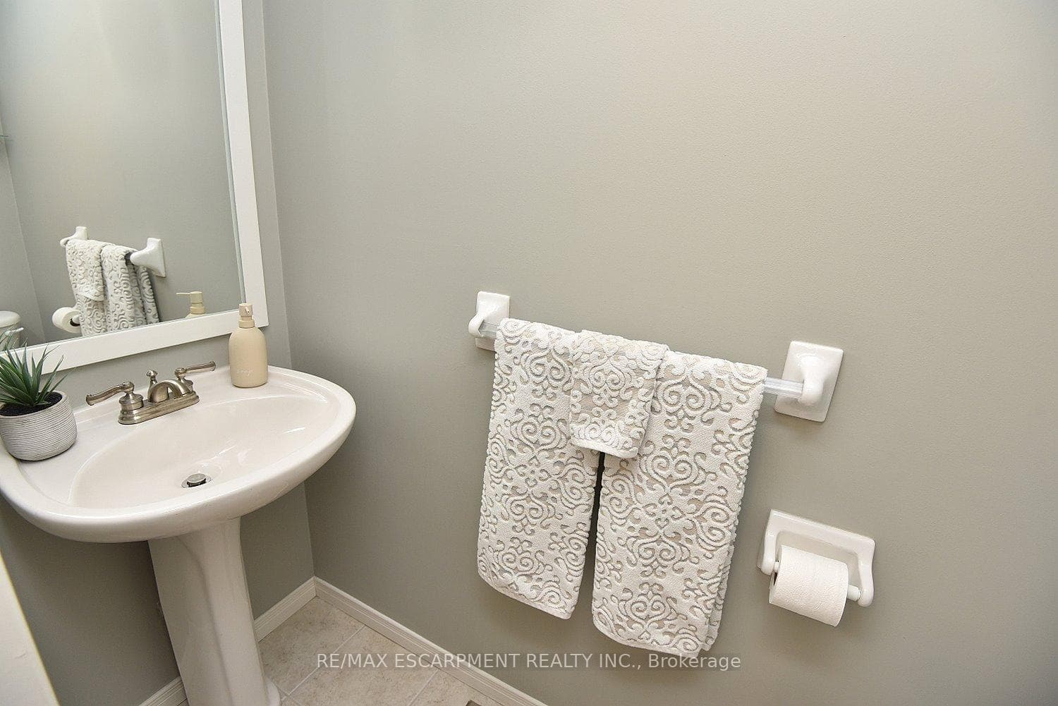 18 Cedar Street Unit 35 photo 19