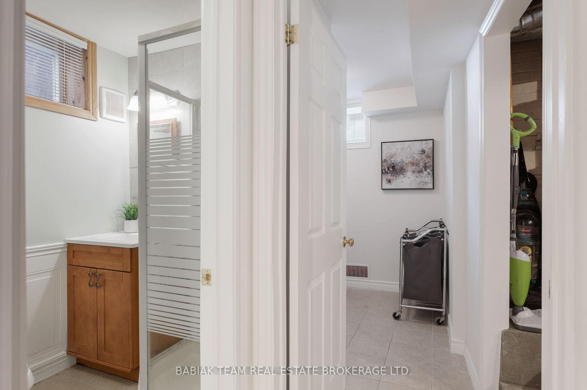 48 Woodside Avenue photo 32