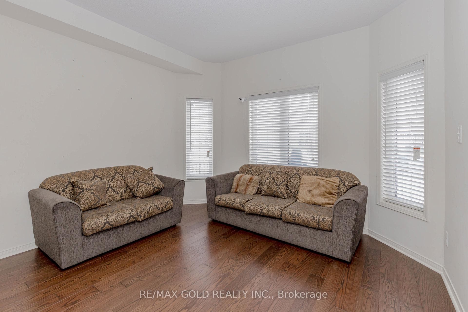 24 Cookview Drive photo 15