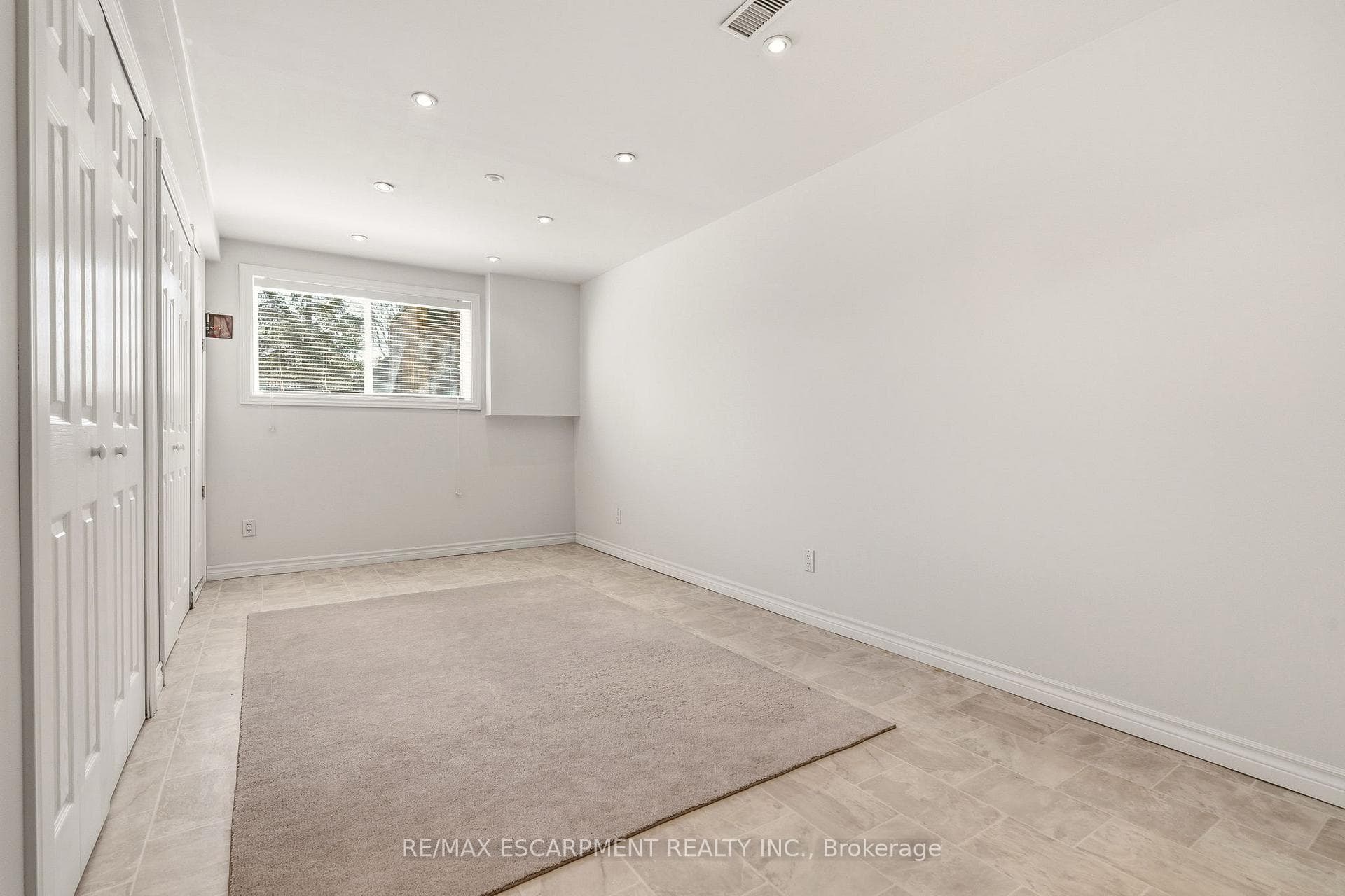 4400 MILLCROFT PARK Drive Unit 40 photo 39