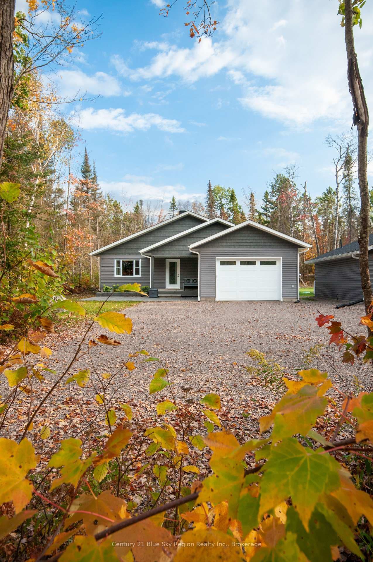 844 Macpherson Drive photo 38