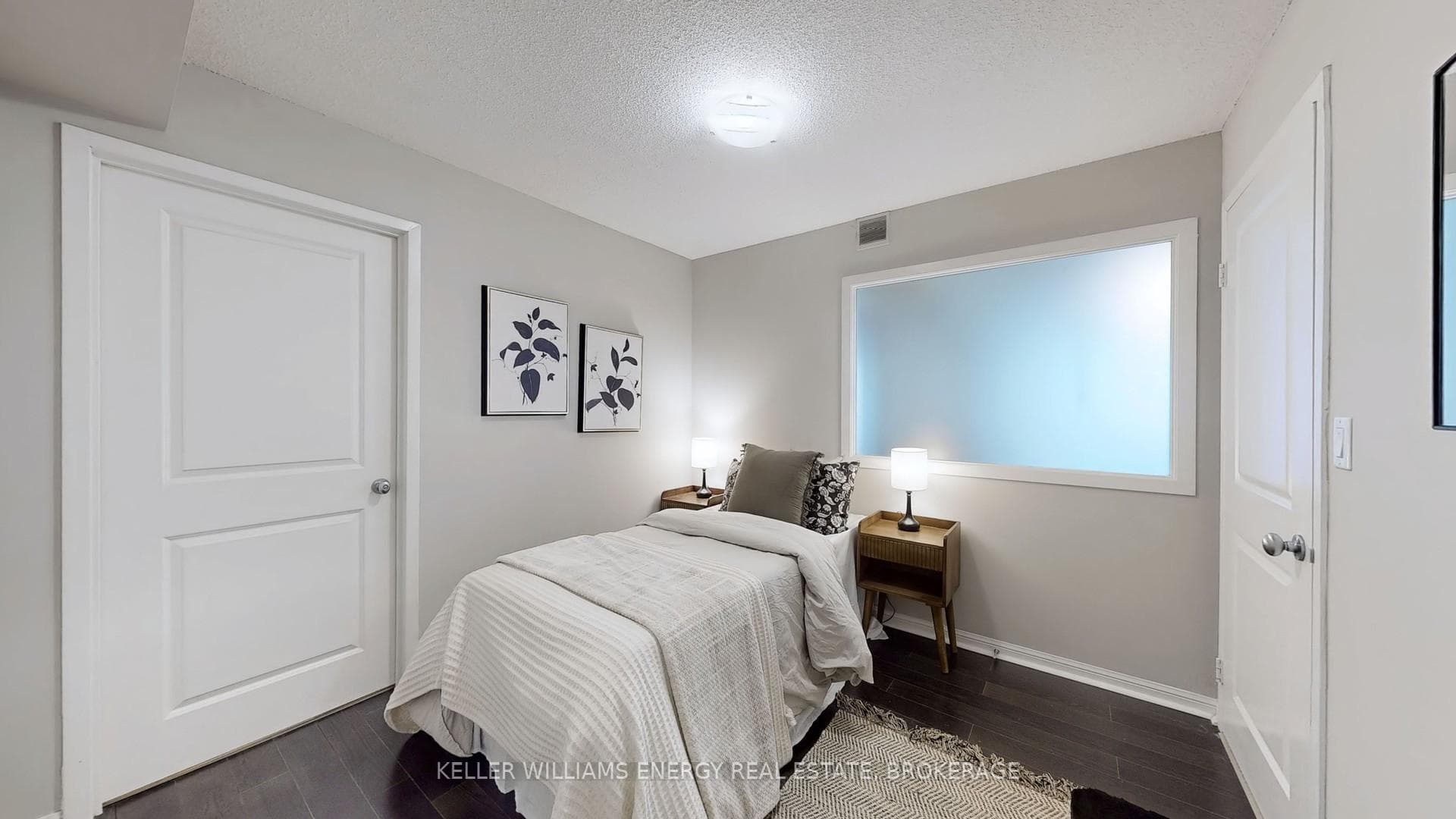 11 St Joseph Street Unit 1401 photo 17