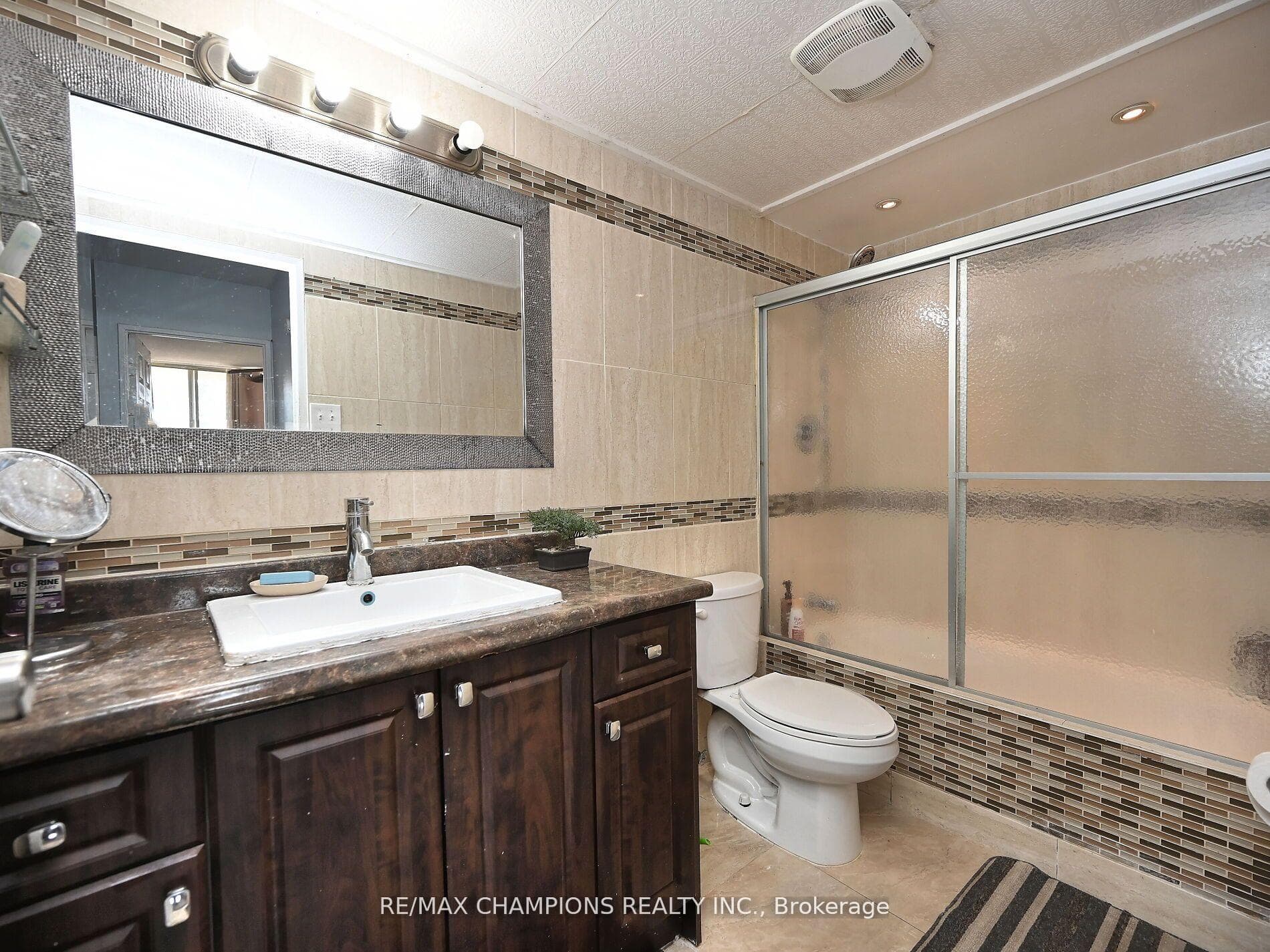 1050 Stainton Drive Unit 112 photo 16