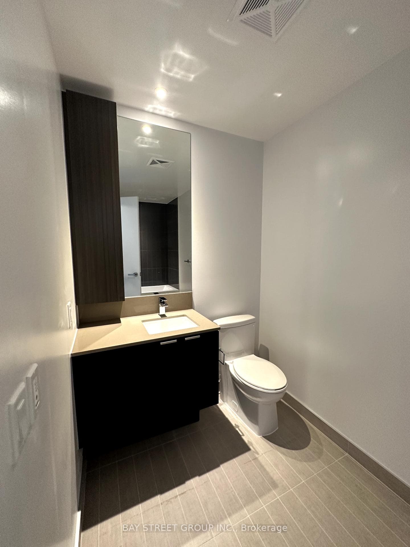 3883 Quartz Road Unit 2012 photo 8