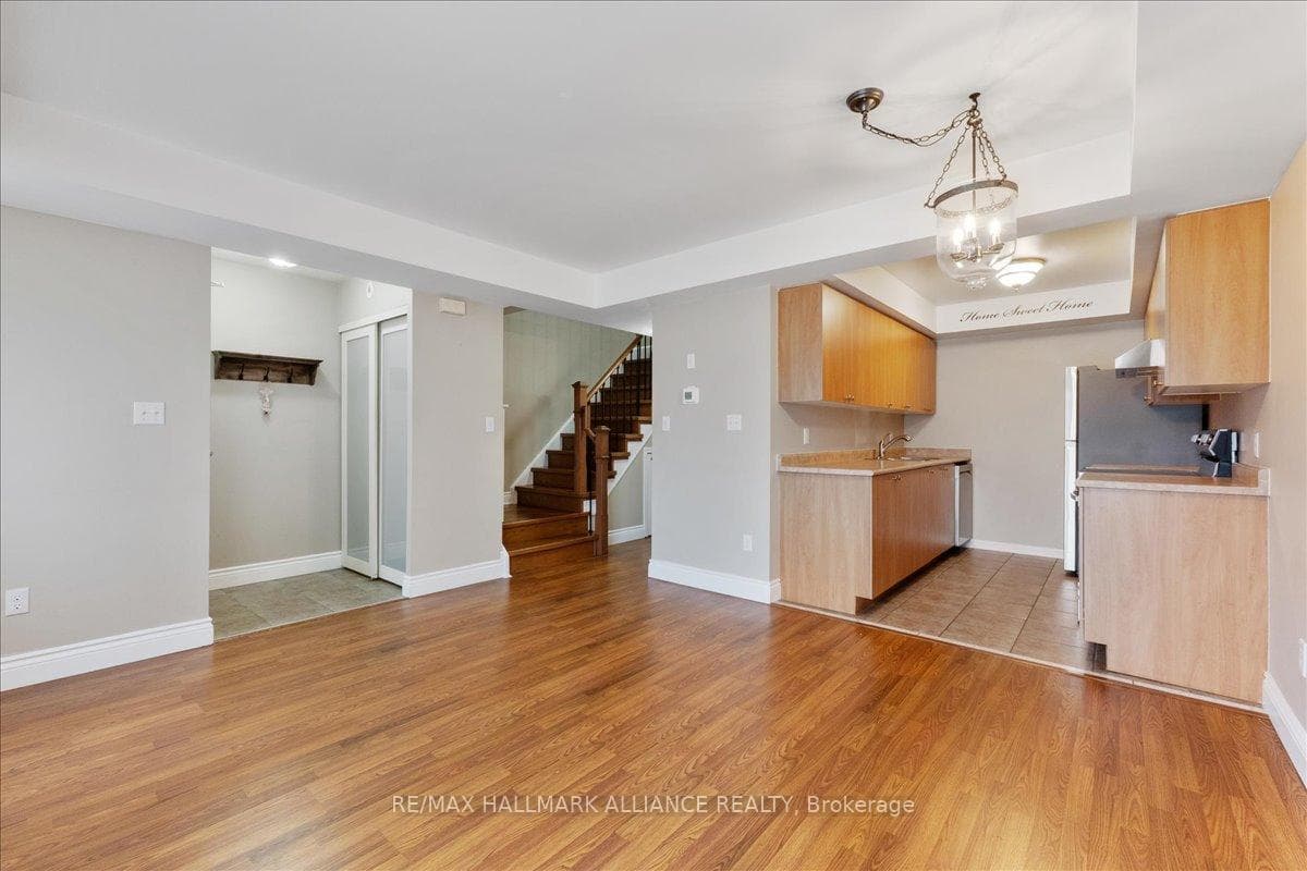 4620 Guildwood Way Unit 81 photo 7