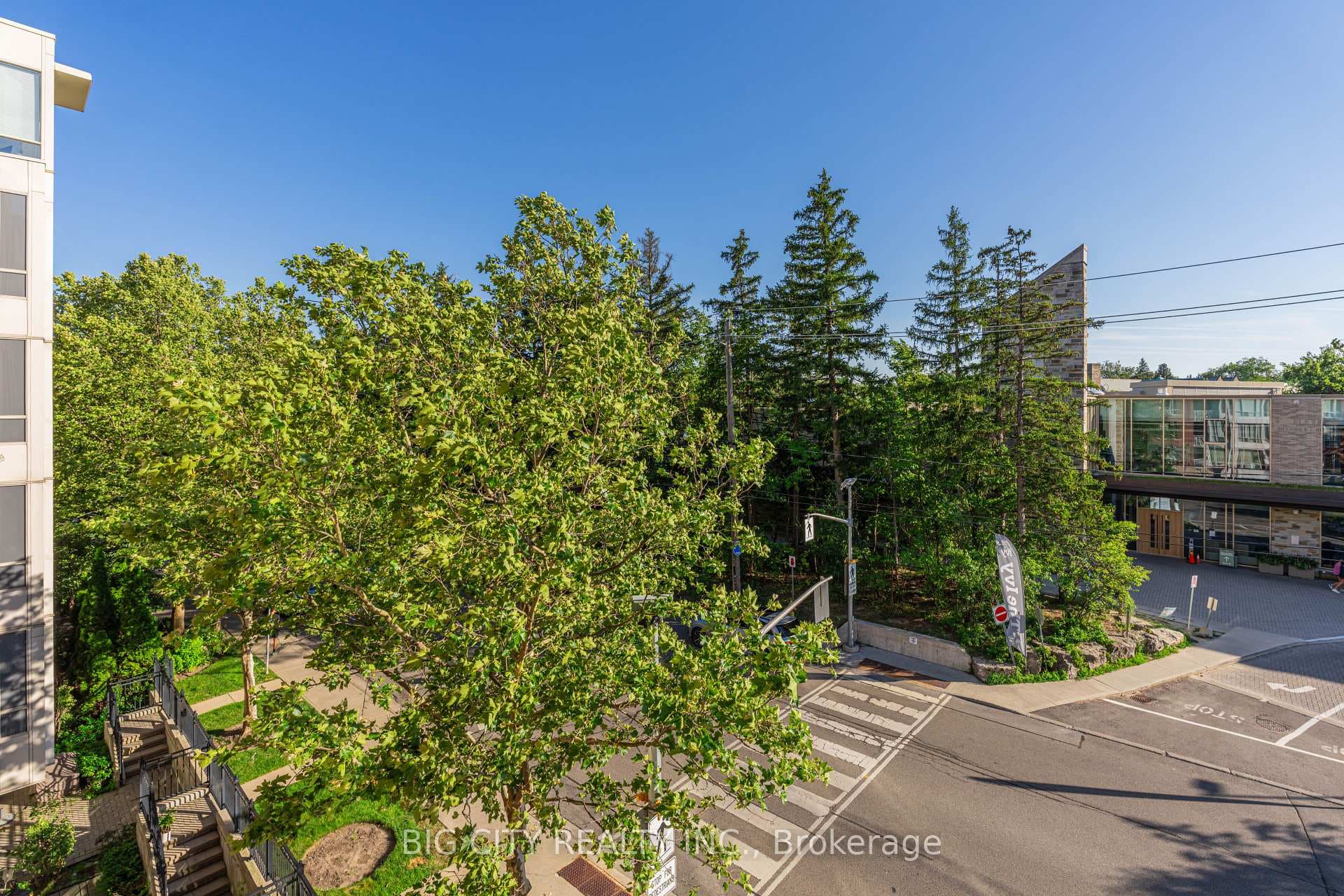 455 Rosewell Avenue Unit 412 photo 25