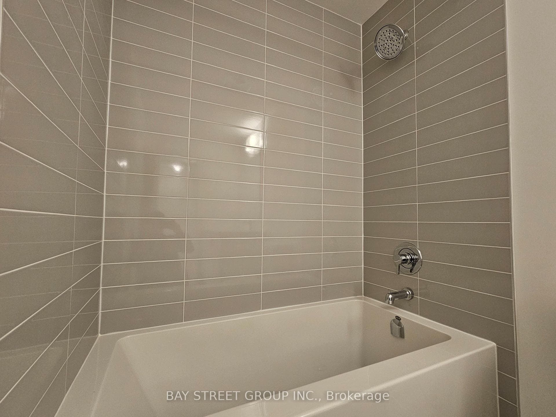 15 Lytham Green Circle Unit 11 photo 29