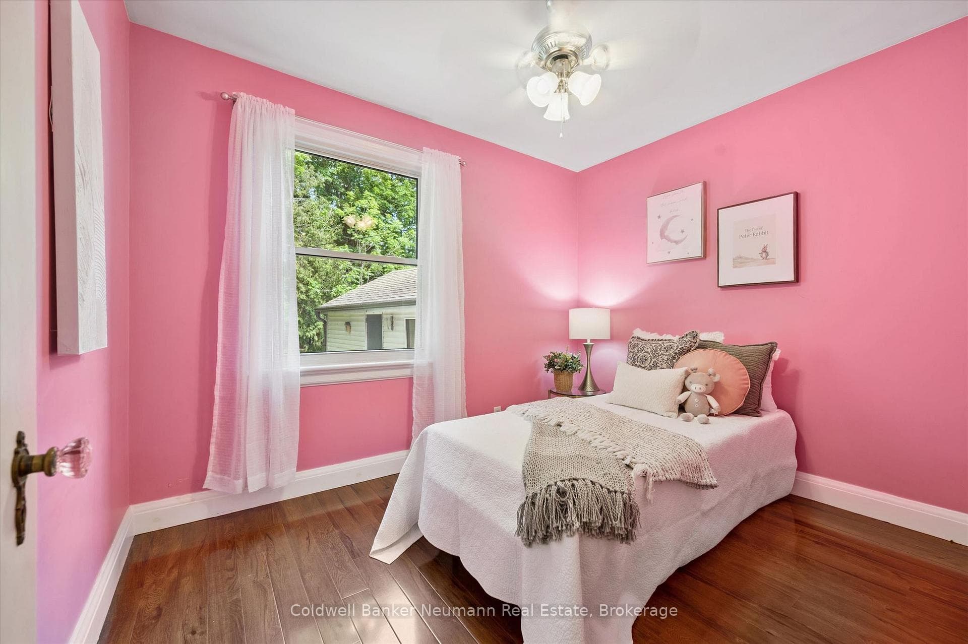 153 Winston Boulevard photo 18
