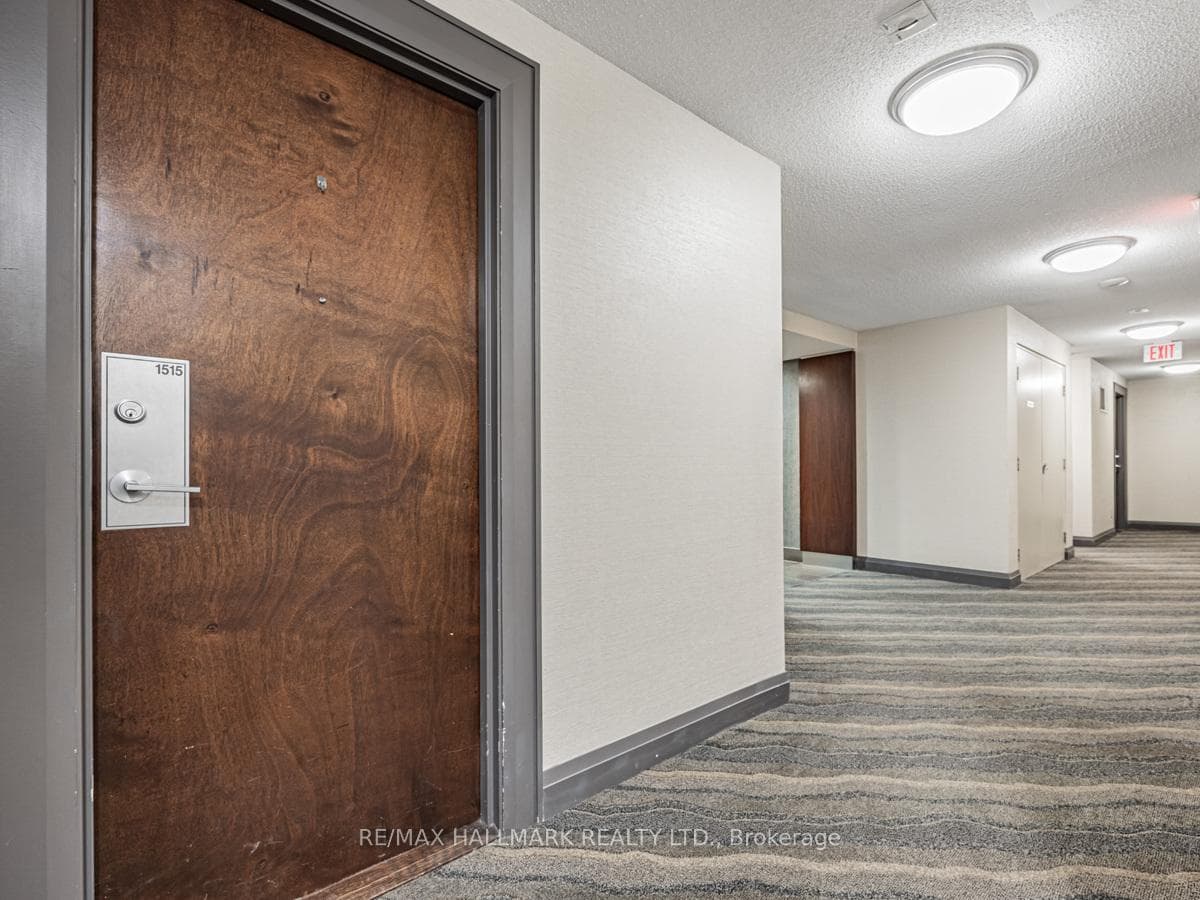 17 Barberry Place Unit 1515 photo 21