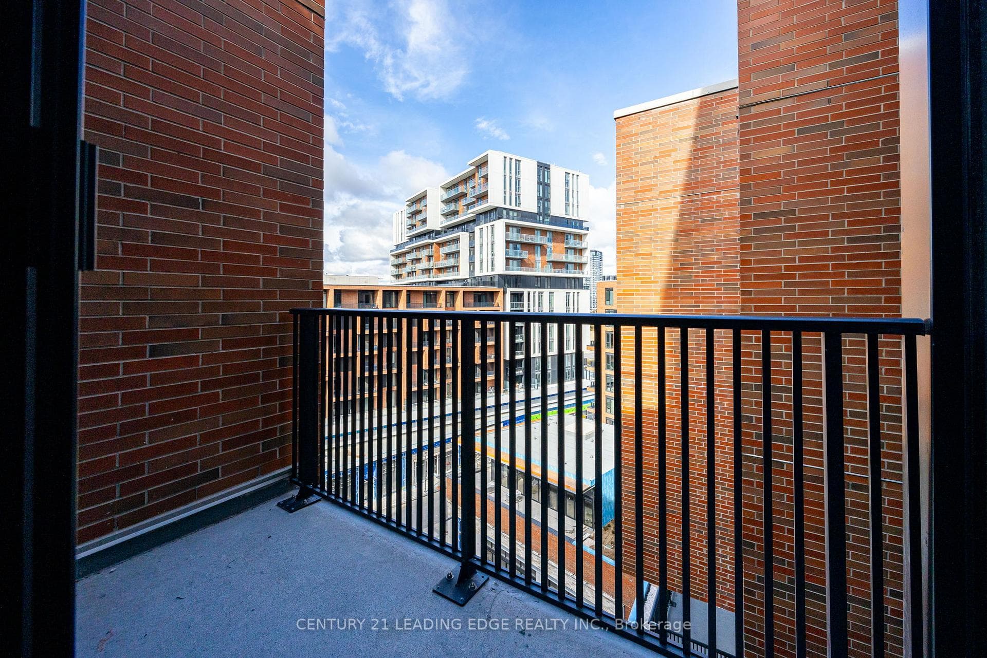 38 SIMCOE Promenade Unit 922 photo 27
