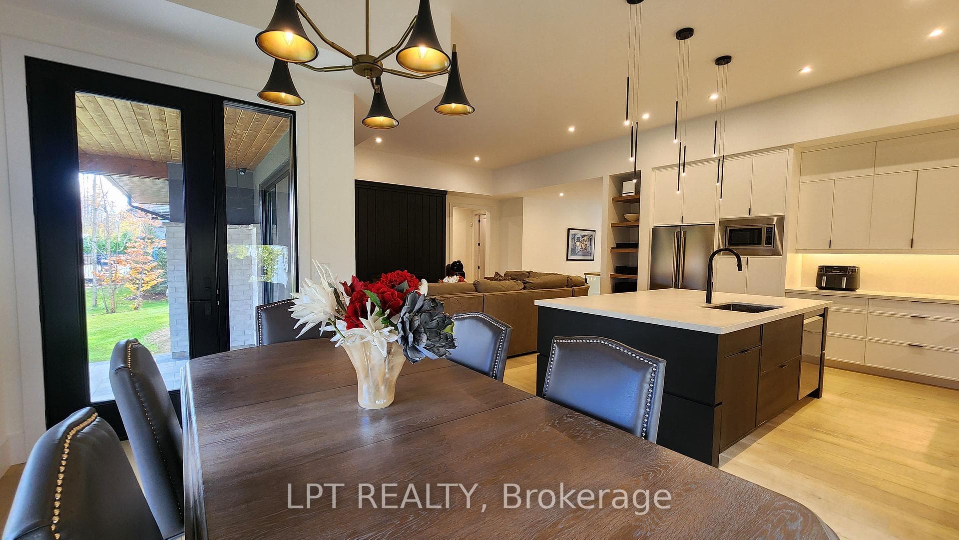 15 Byers Street photo 10