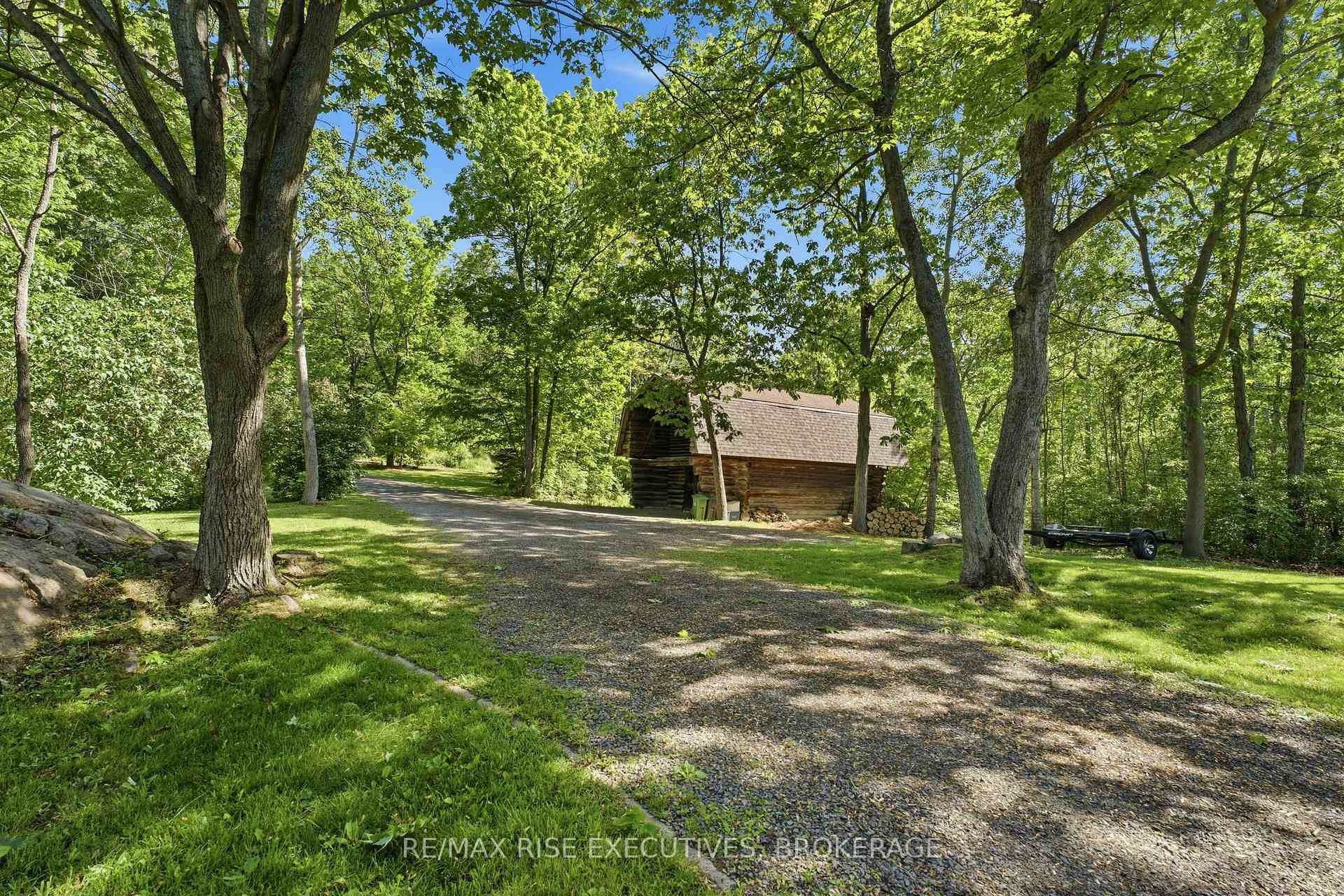 1520 Shore Road photo 37