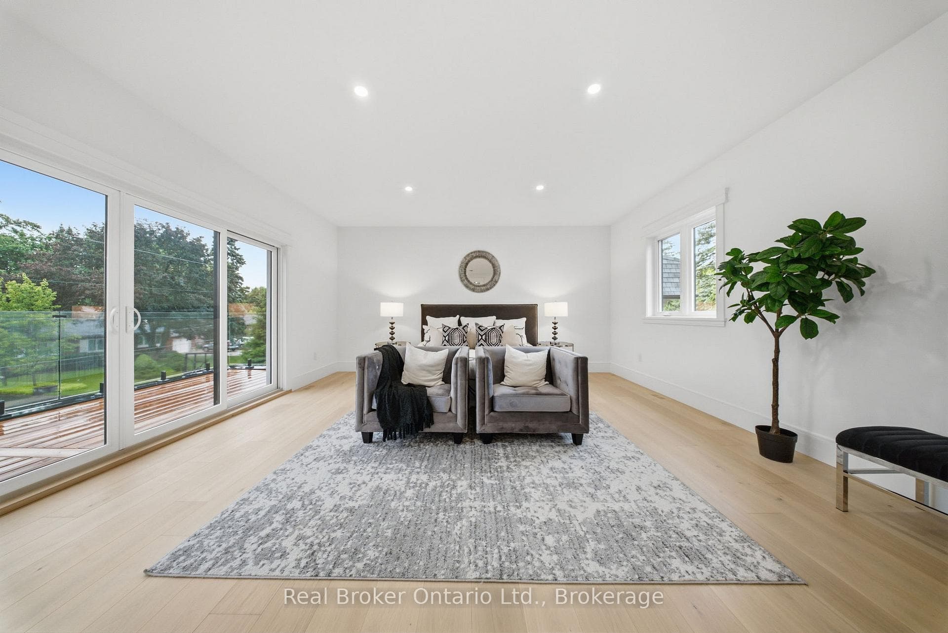 61 Floresta Court photo 17