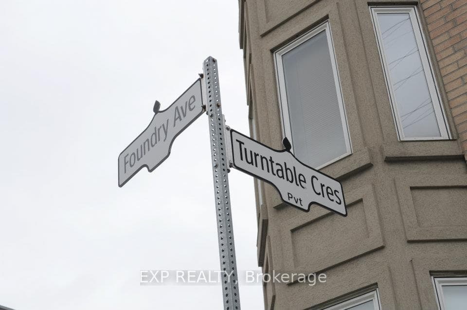 12 Foundry Avenue Unit 147 photo 10