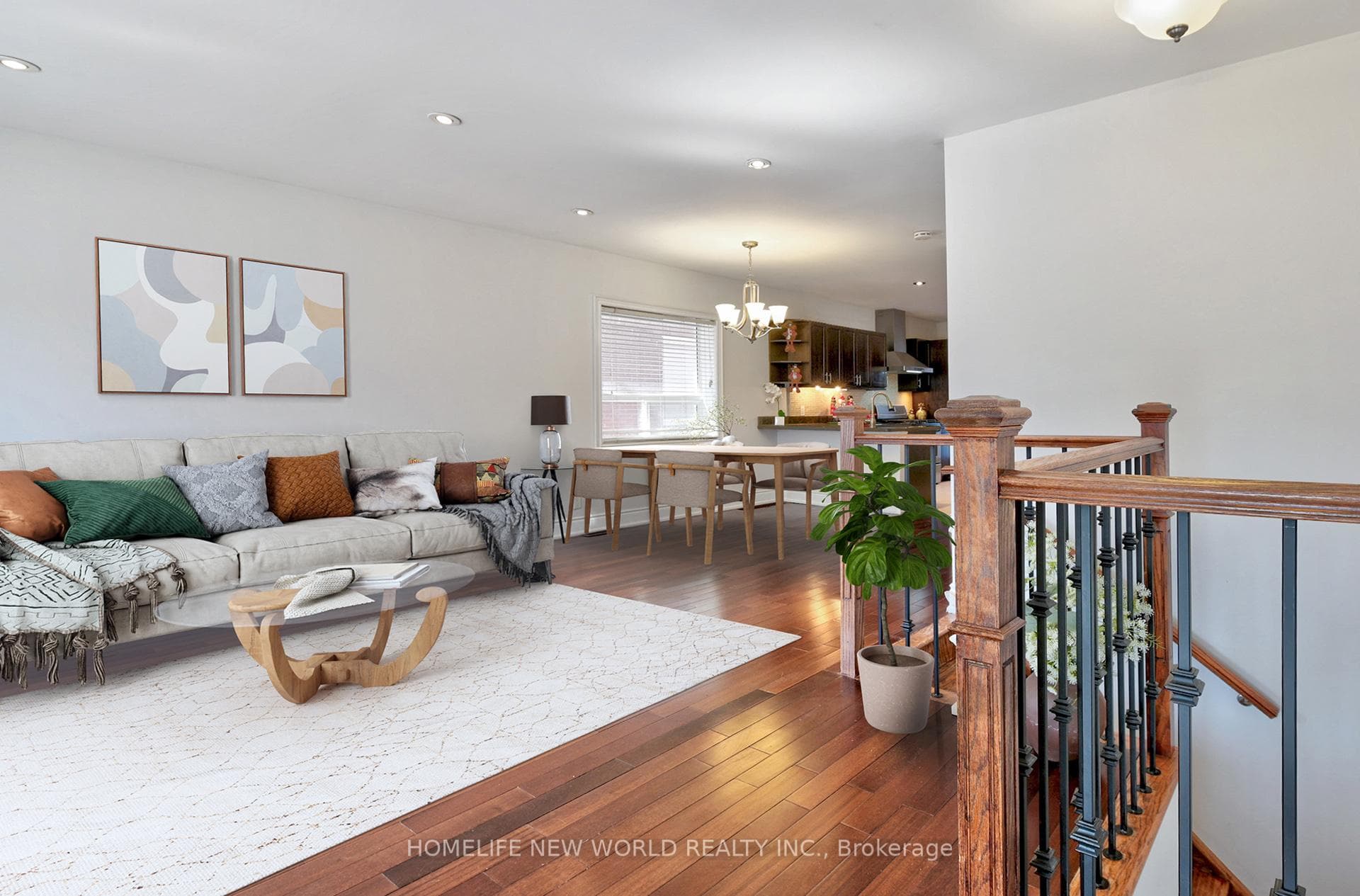 224 Belgravia Avenue photo 2