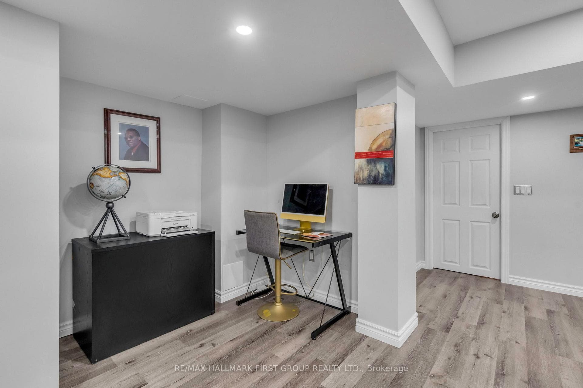 2368 Dobbinton Street photo 27