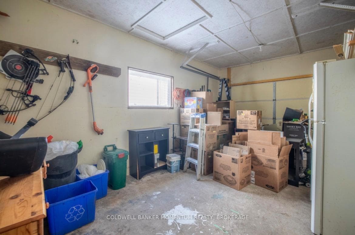 1145 Pettit Road photo 29