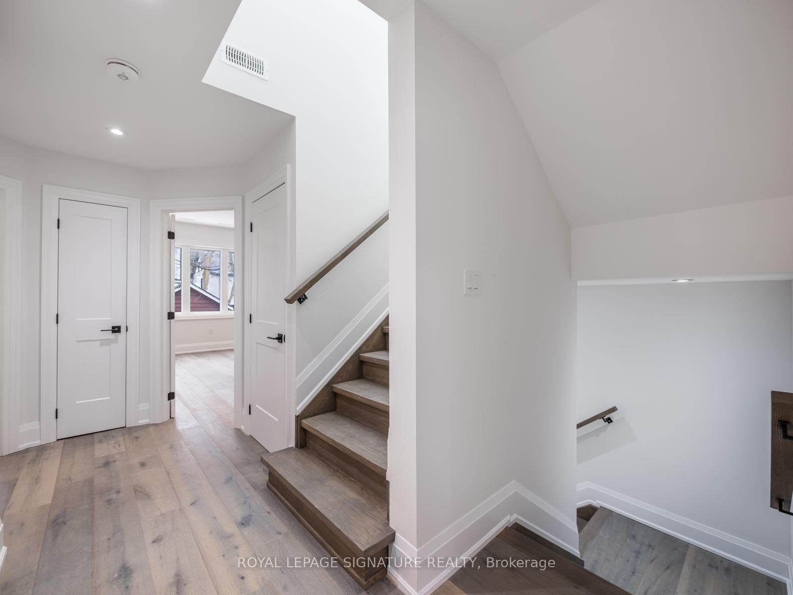 219 Wheeler Avenue photo 16