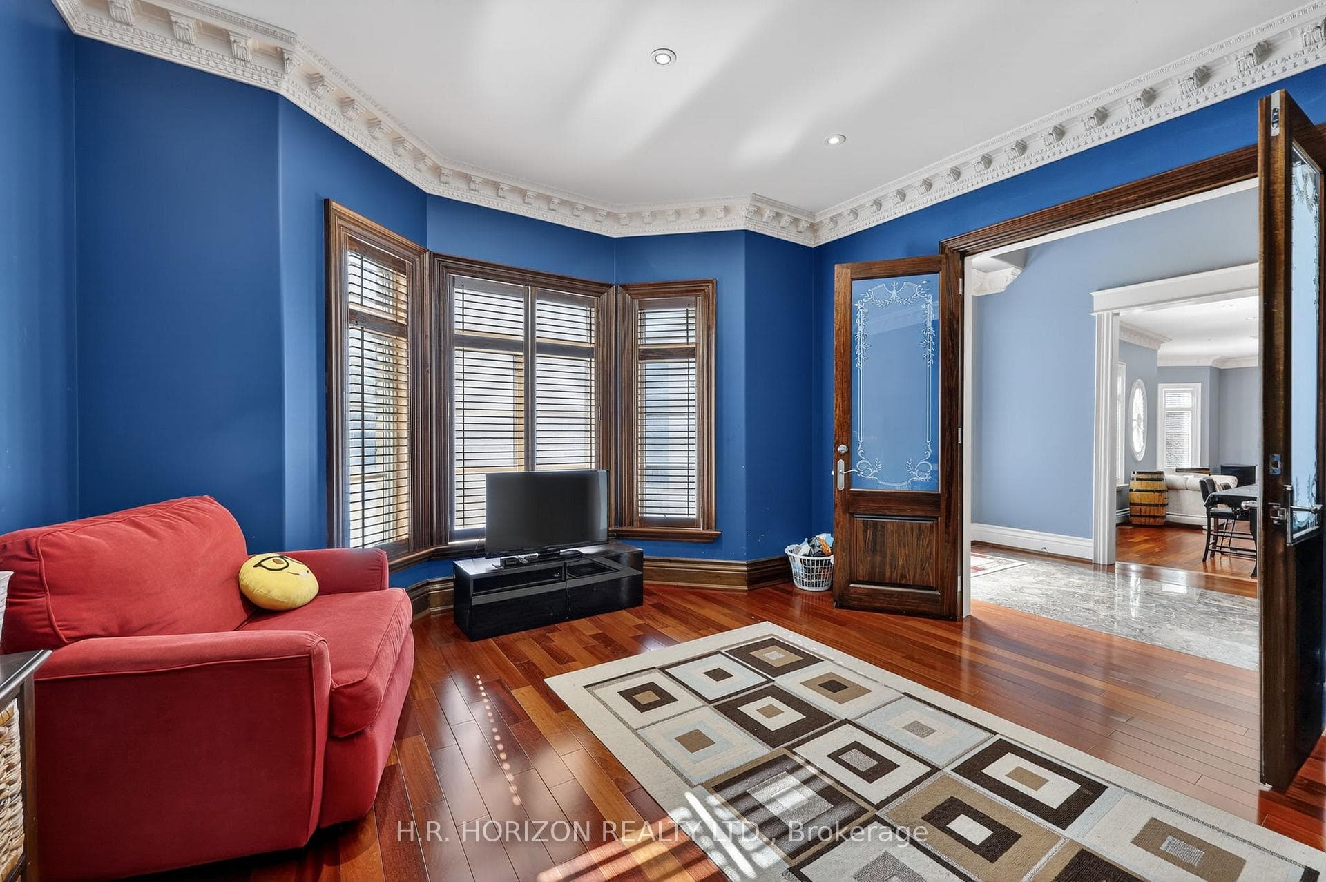 13045 Jane Street photo 9