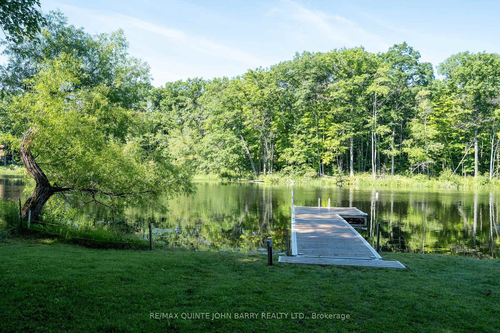 881 Bowen Road photo 30