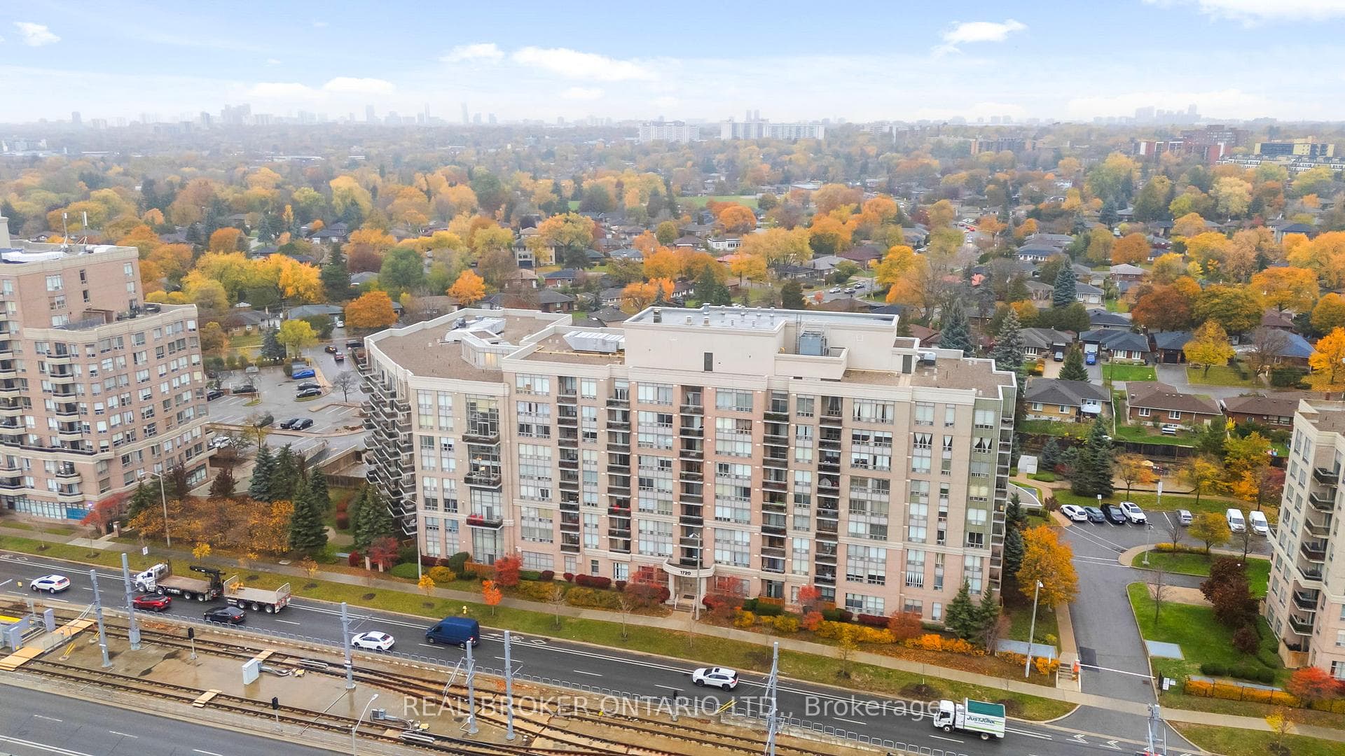 1720 Eglinton Avenue Unit 601 photo 35