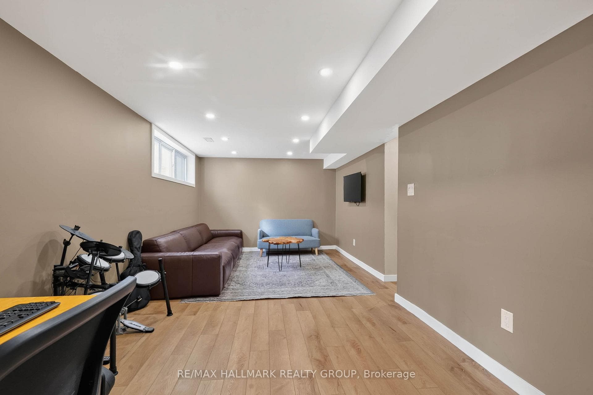 1038 Arnot Road photo 33