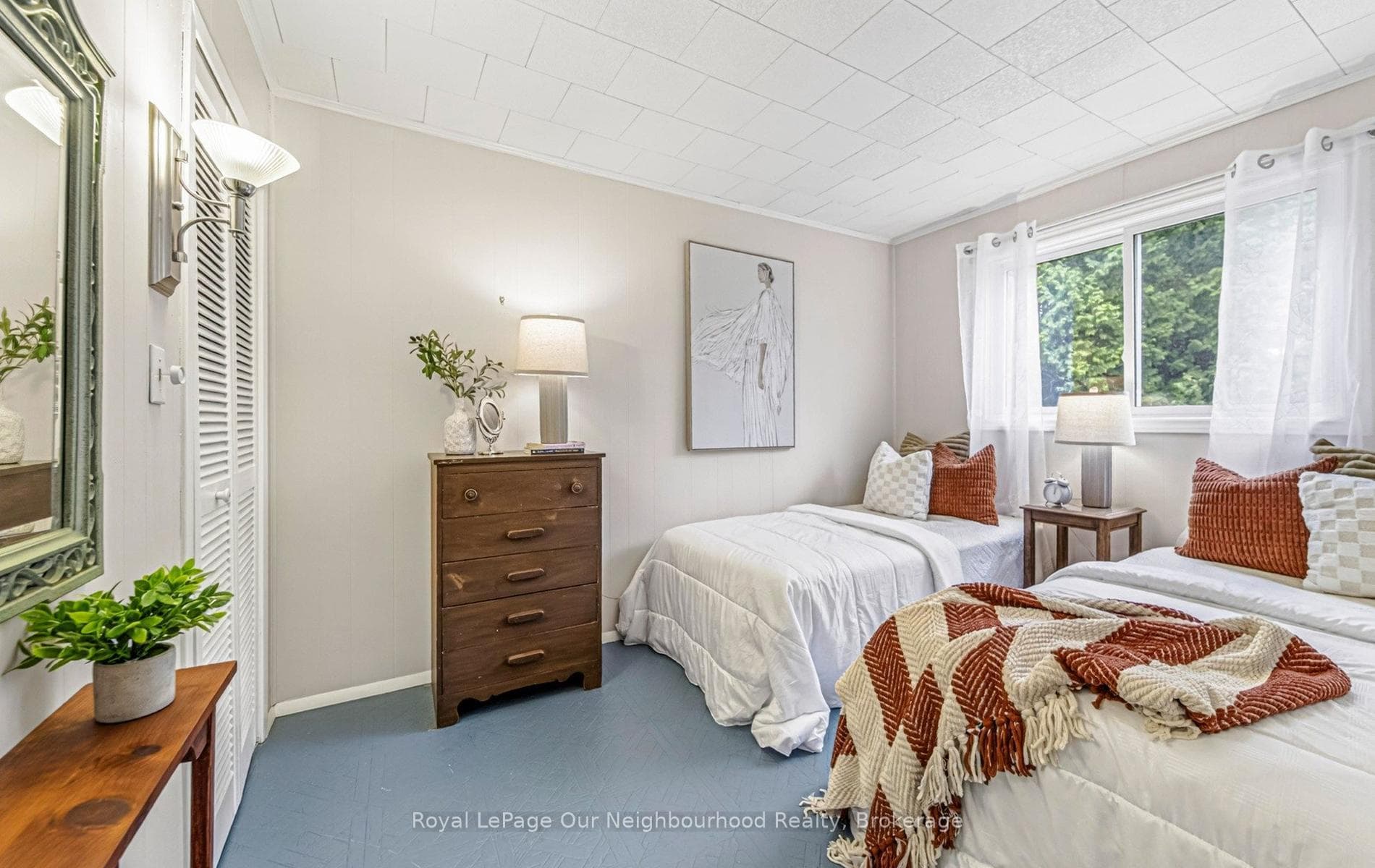 554 Clouston Road photo 20