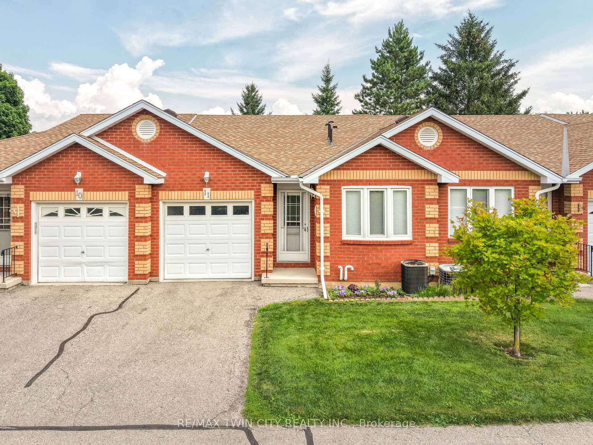1 Buchanan Crescent Unit 11 photo 41